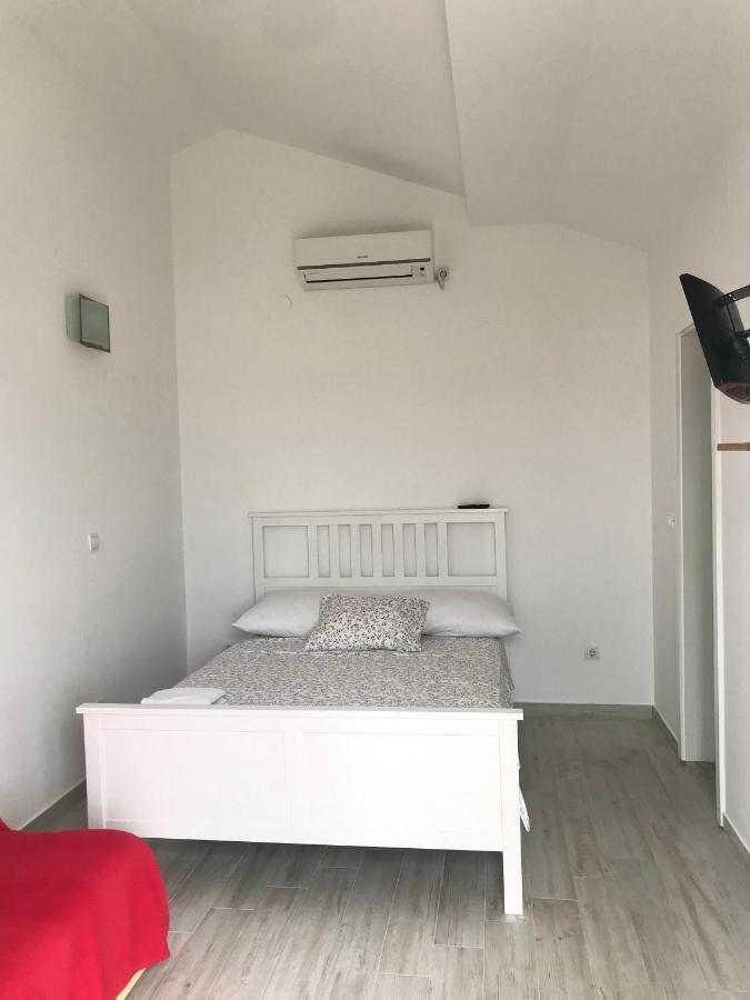 Guesthouse Davorka Bijelic Murter Dış mekan fotoğraf