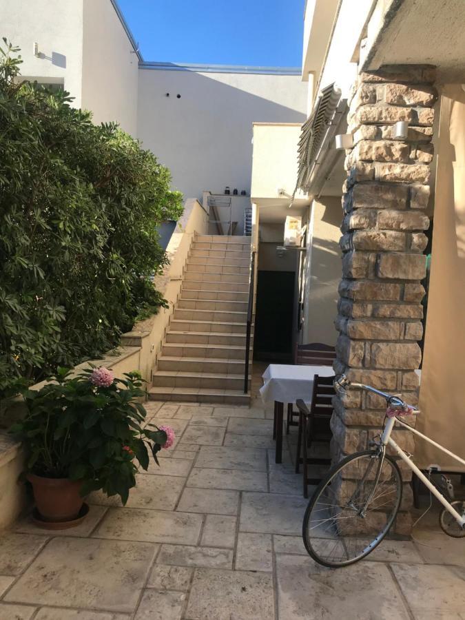 Guesthouse Davorka Bijelic Murter Dış mekan fotoğraf