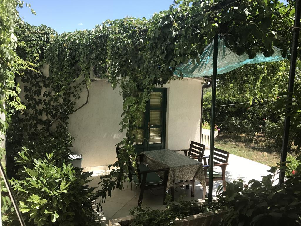 Guesthouse Davorka Bijelic Murter Dış mekan fotoğraf