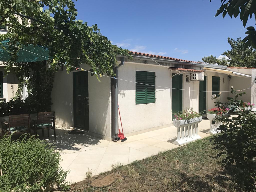 Guesthouse Davorka Bijelic Murter Dış mekan fotoğraf