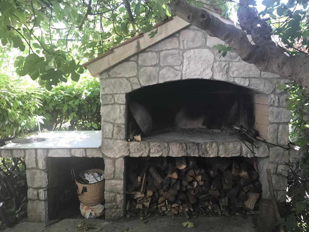Guesthouse Davorka Bijelic Murter Dış mekan fotoğraf