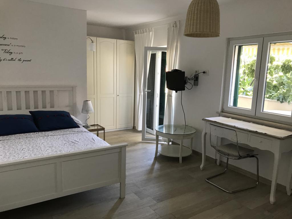 Guesthouse Davorka Bijelic Murter Dış mekan fotoğraf