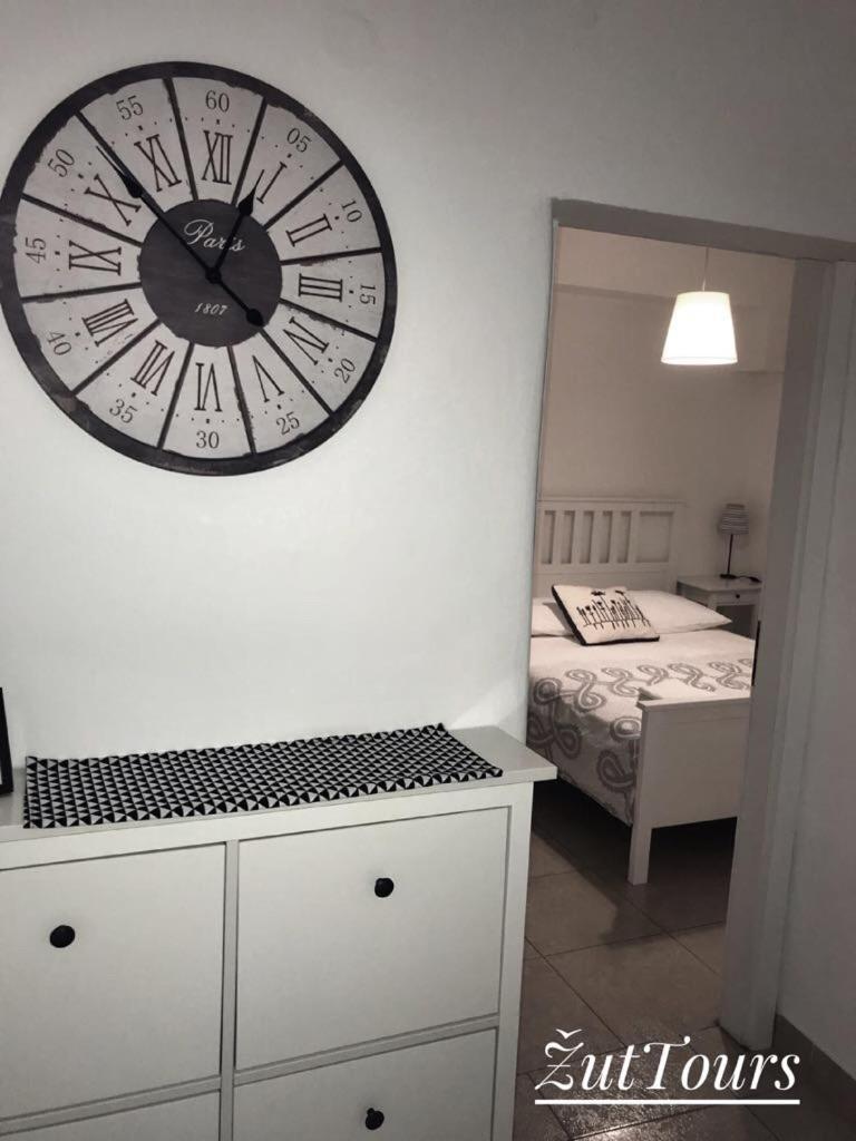 Guesthouse Davorka Bijelic Murter Dış mekan fotoğraf